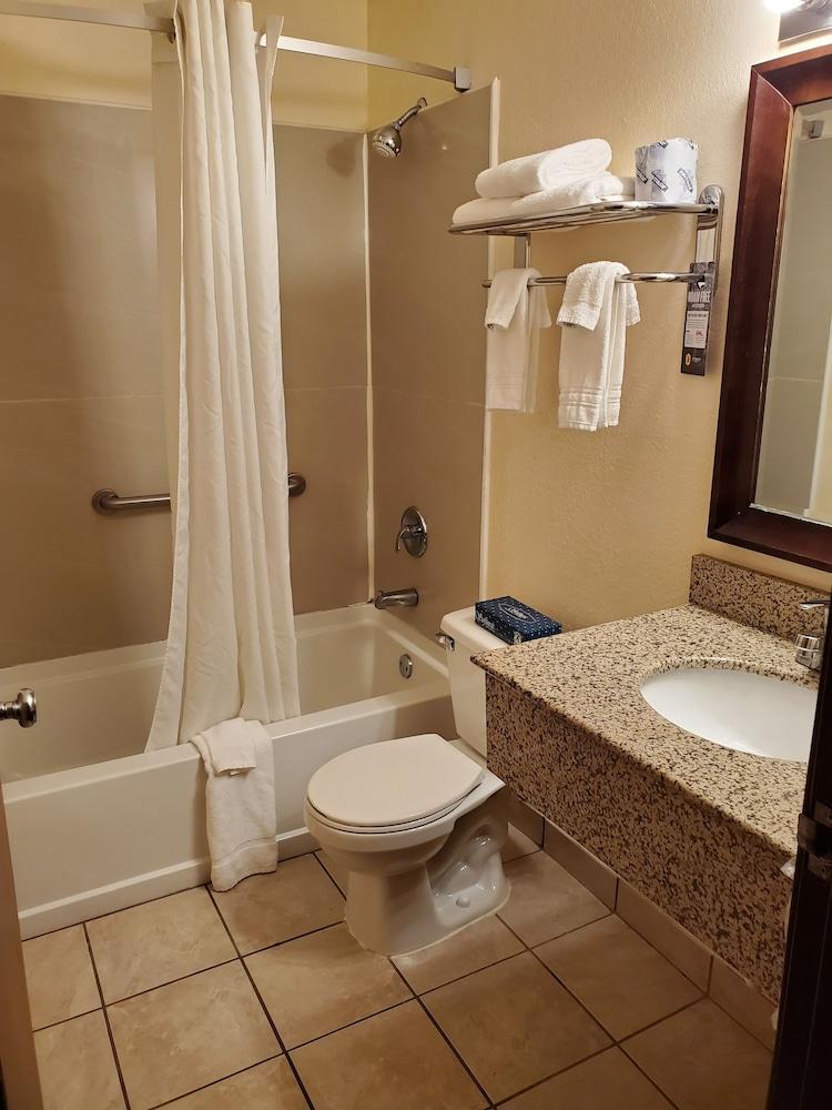 Super 8 By Wyndham La Vale/cumberland Area Motel La Vale